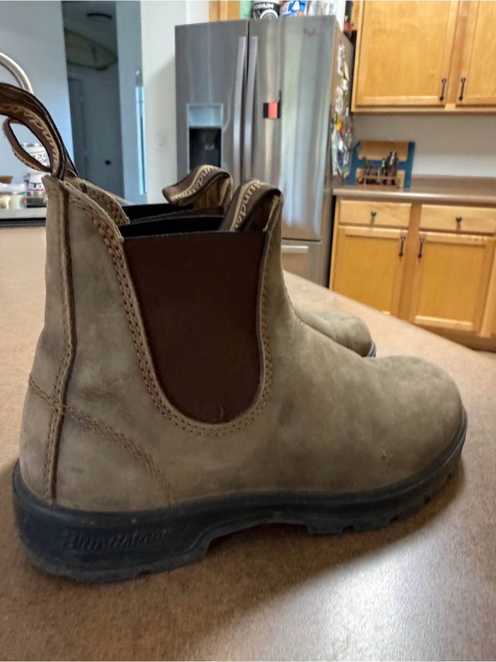 Women’s size 6 Slip-On Chelsea Work Boots - Brown